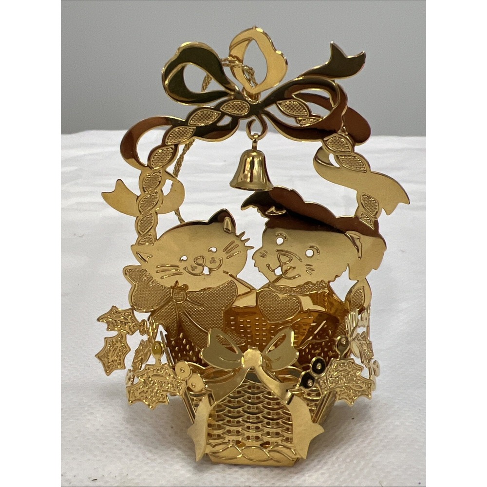 Danbury Mint Christmas Ornament Christmas Basket 23k Gold Plated 1992‎